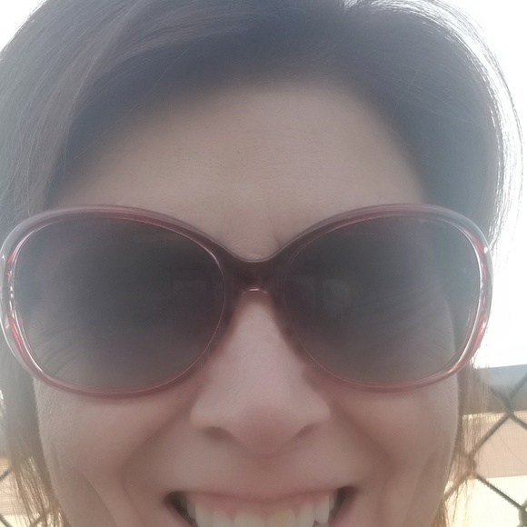 Meet your Posher, Chris - Picture 1 of 1